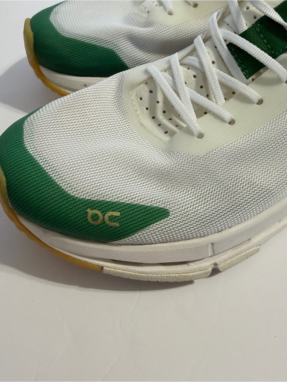 Frwd x Revolve On Cloud Cloudnova Form 2 (Revolve exclusive) white green sz 7 - Picture 7 of 9